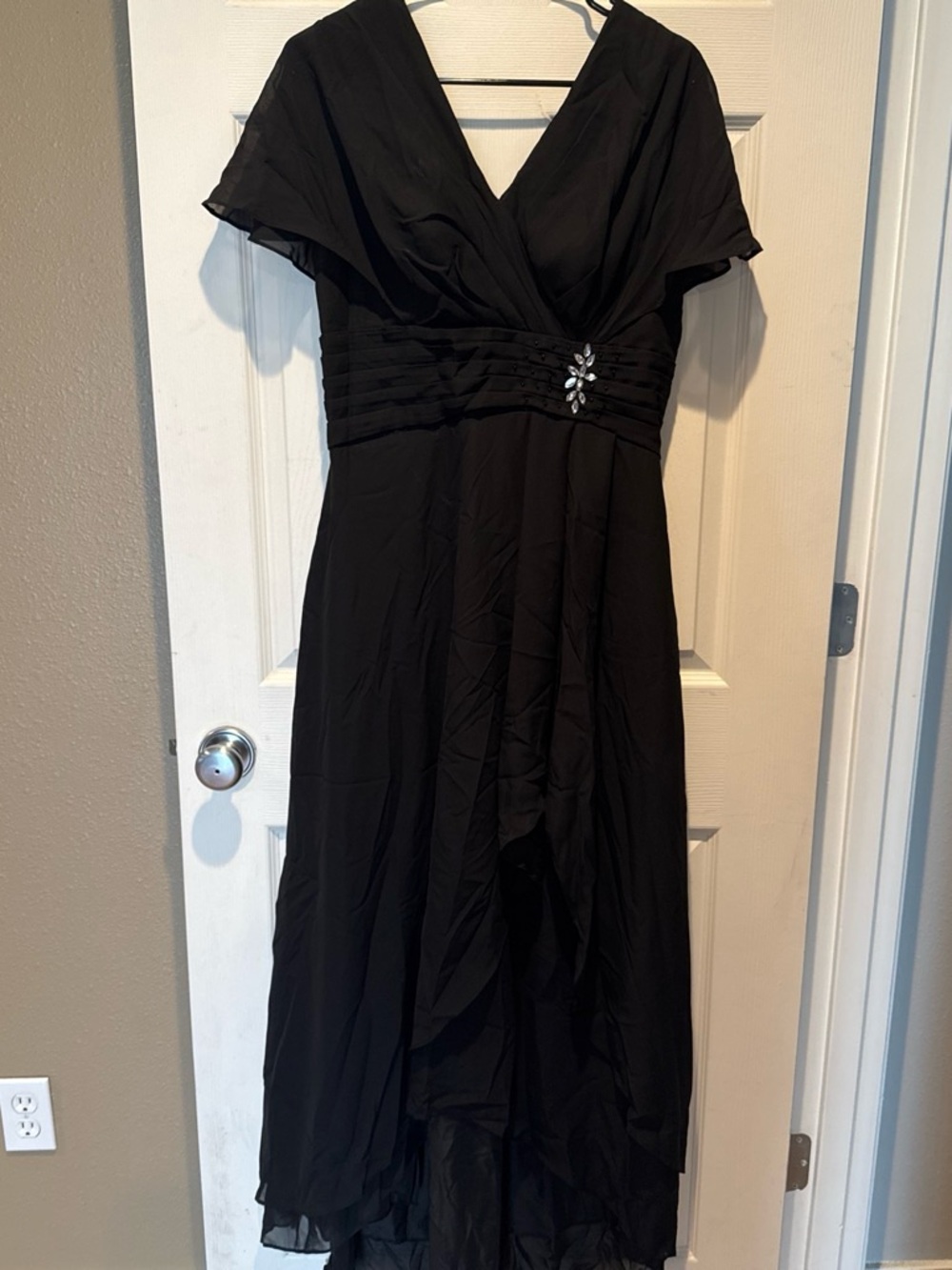 PrettyLittleThing Black Midi V-Neck Dress with Embellished Waist